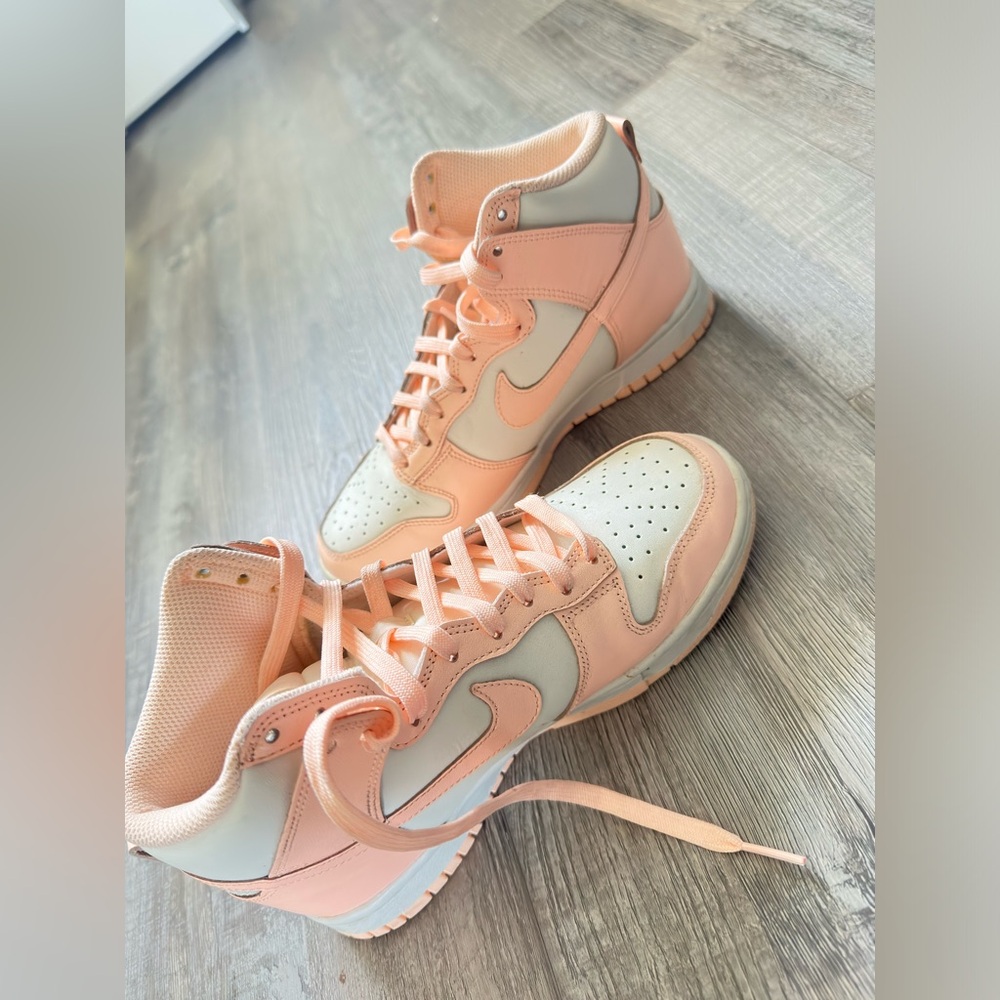 Nike Dunk High Sail Crimson Tint (W)